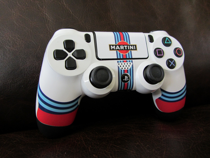 Illustration for article titled Custom DS4s are Done! Martini All The Things!